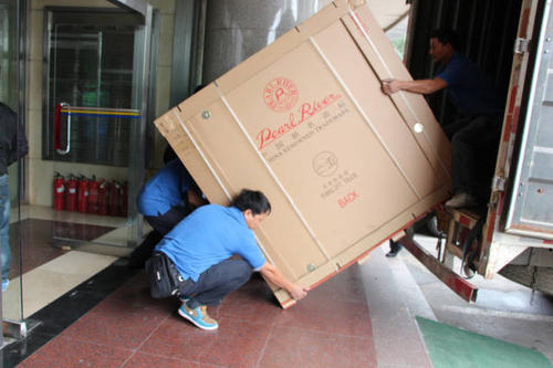 伊宁市钢琴贵重工艺品无忧运